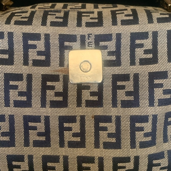 Authentic vintage Fendi Zucchino navy blue leather canvas bag - Picture 10 of 14